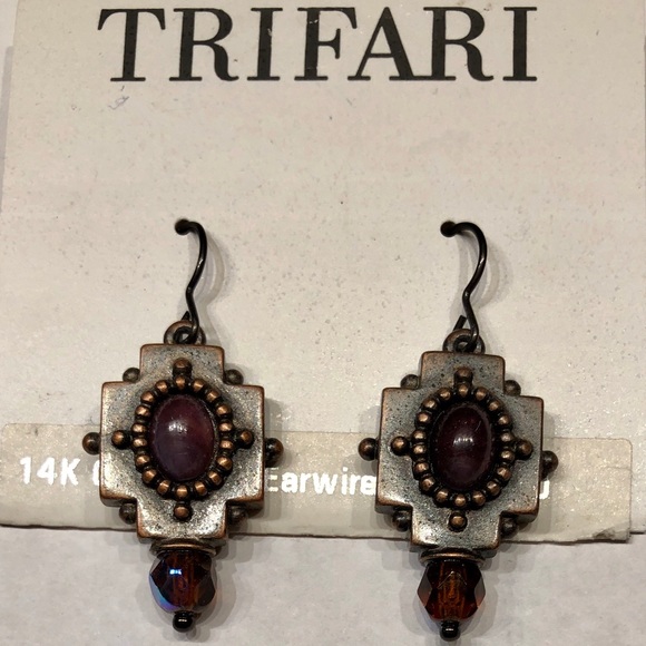 NWT Vintage Trifari 14k Gold Filled Wires Purple - Picture 1 of 2